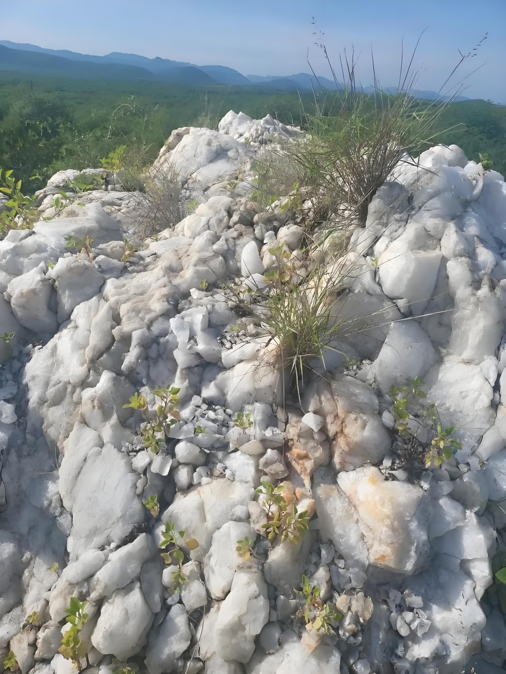 宜宾筠连县石英矿项目